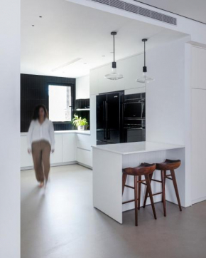 12 Shimon HaTzadik - By Beach Apartments TLV